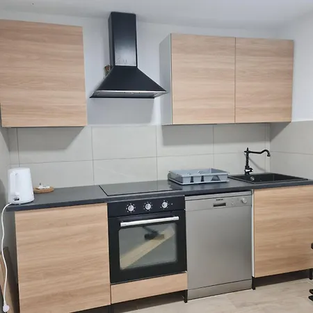 Happy In For 4 Poreč